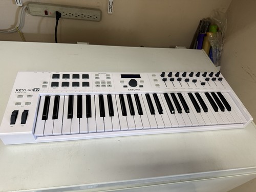Arturia keylab essential - arturia,