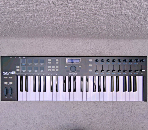 Arturia keylab essential - arturia,